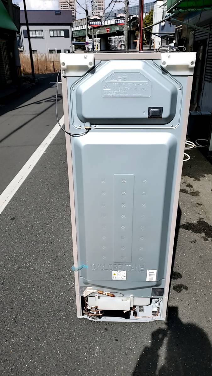 日立冷凍冷蔵庫265リッター3ドア。2019年。 的详细信息| 雅虎拍卖代拍 ...