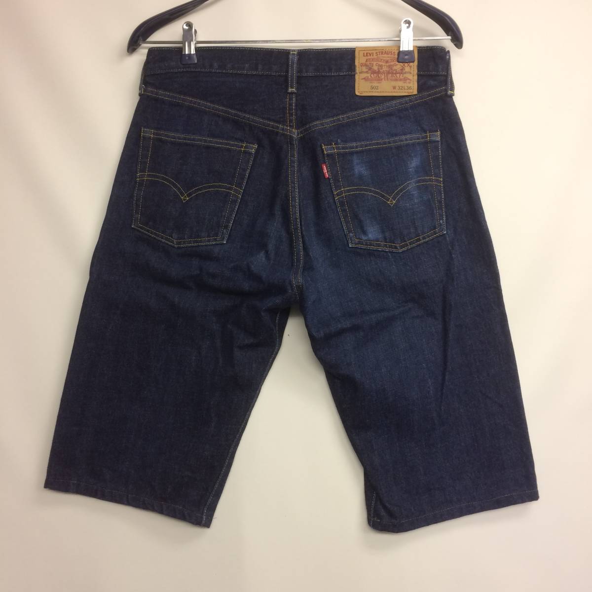 日本製 復刻 リーバイス 502 ハーフパンツ仕様 BIGE 濃紺 W32 日本製 復刻 リーバイス 502 ハーフパンツ仕様 BIGE 濃紺 W32