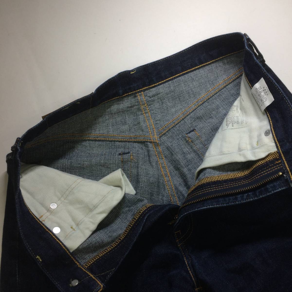日本製 復刻 リーバイス 502 ハーフパンツ仕様 BIGE 濃紺 W32 日本製 復刻 リーバイス 502 ハーフパンツ仕様 BIGE 濃紺 W32