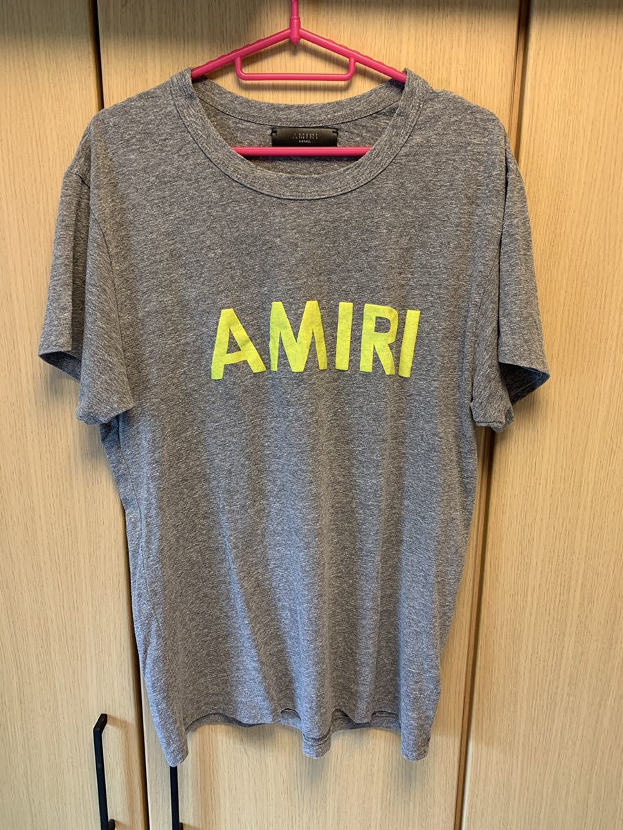 ファッションデザイナー 灰 Tシャツ 霜降り ロゴ 蛍光 アミリ AMIRI