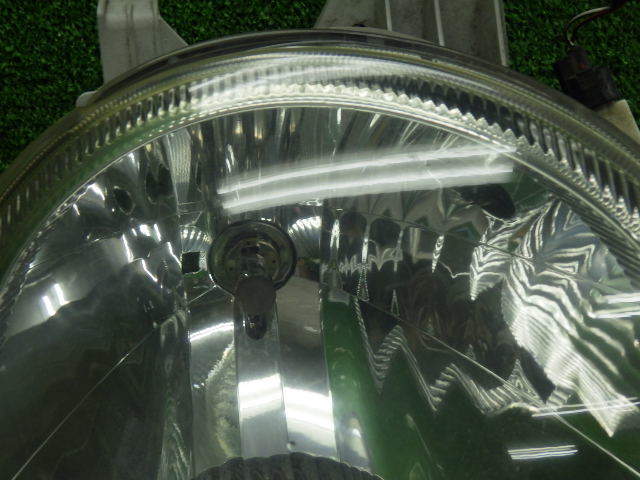 ダイハツ　L560S/L550S　ムーヴラテ　前期　右ヘッドライト　ハロゲン　200811102_画像2