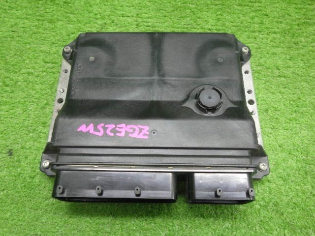 トヨタ　ZGE20/25　ウィッシュ　エンジンコントロールコンピューター　ECU　エンジンコンピューター　200310112_画像3