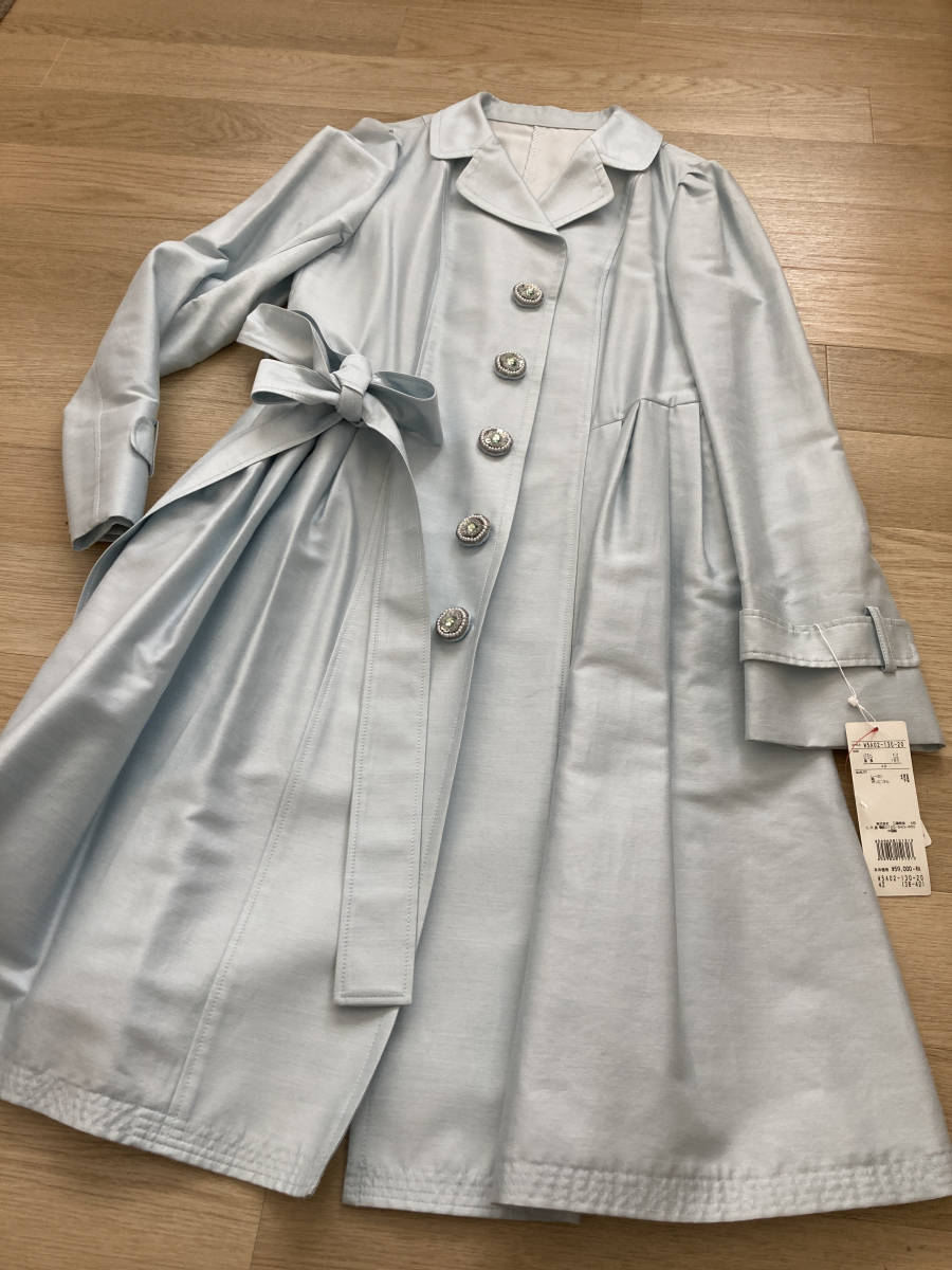 64,900円 送料込 新品 TO BE CHIC トゥービーシック 水色 コート 豪華