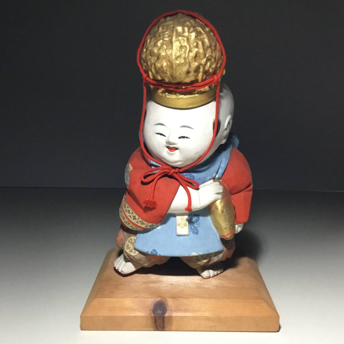 100%新品爆買い ヤフオク! - 古い御所人形 / 大振り / 鯛持ち 傷みあり