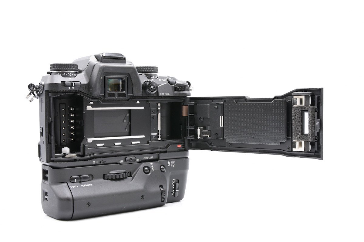 ◇ MINOLTA ミノルタ α-7 ボディ + VC-7 フィルムカメラ AF一眼 ◇ MINOLTA ミノルタ α-7 ボディ + VC-7 フィルムカメラ AF一眼