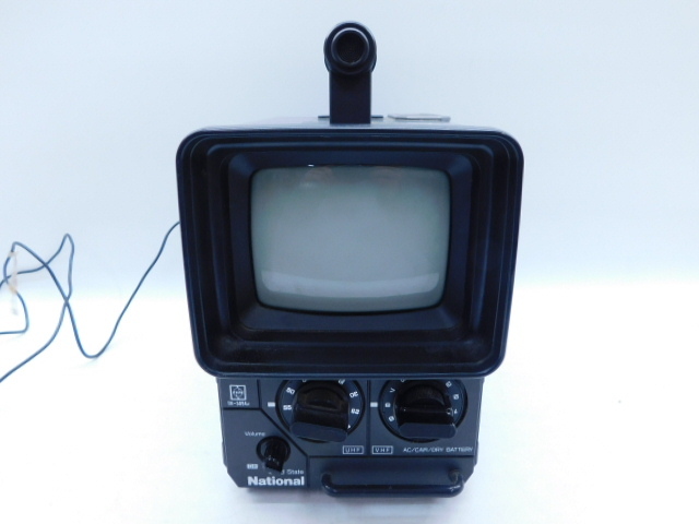 ★A2247 レトロ家電 ナショナル 白黒テレビ TR-509A 1979年製 テレビ 携帯テレビ 昭和レトロ ジャンク_画像2