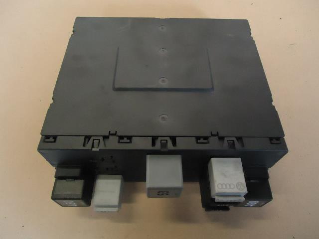 VW Passat GH-3CAXZF fuse box 3C0 937 049J