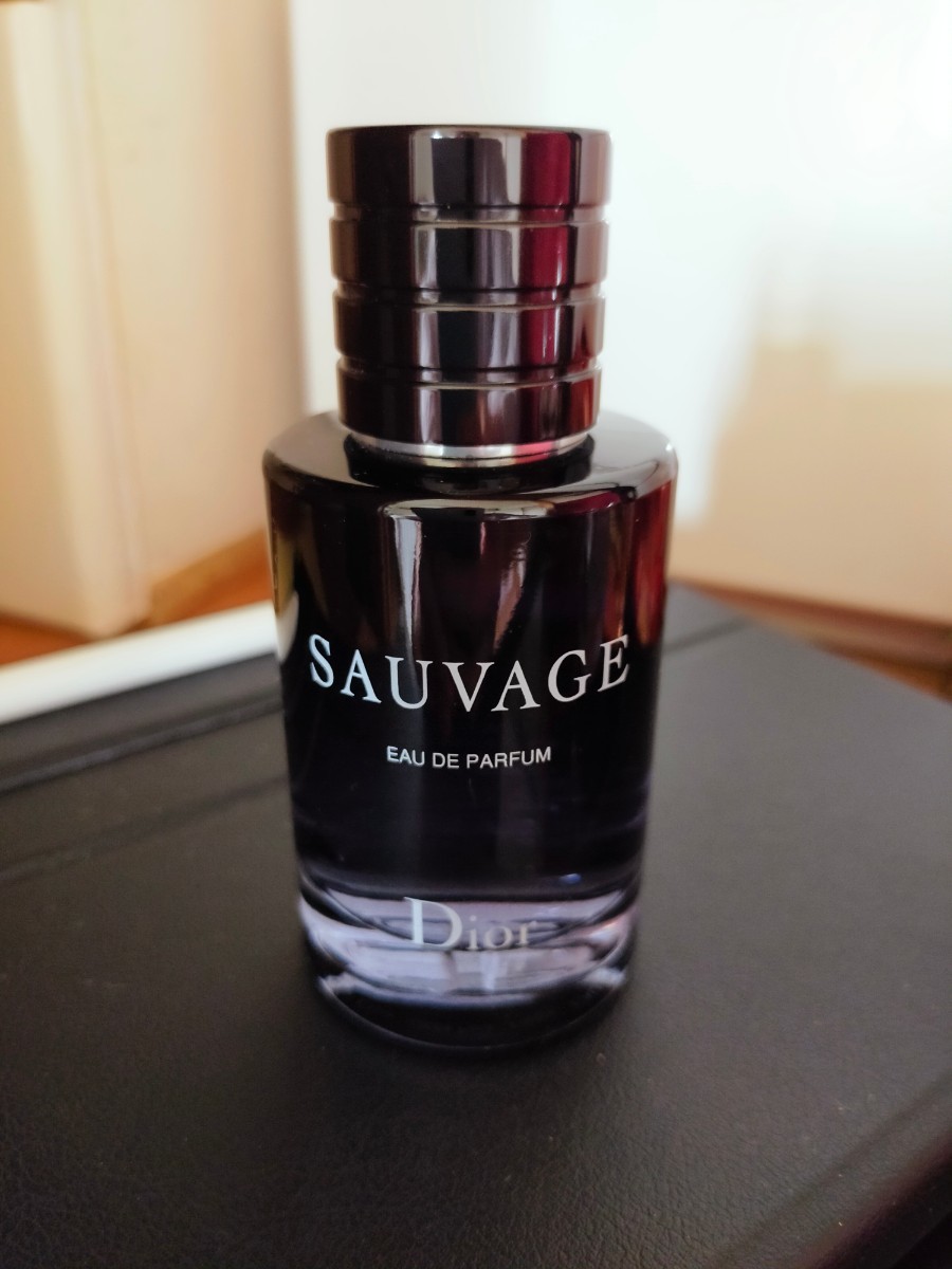 ディオール ソヴァージュ Dior SAUVAGE メンズ香水 クリスチャン