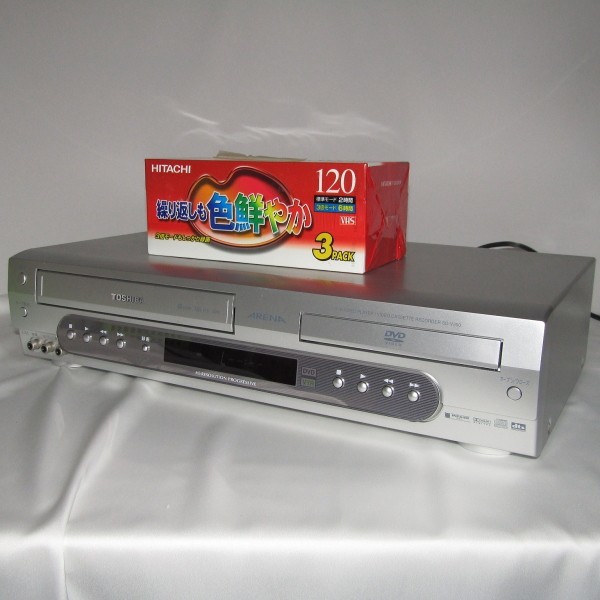 TOSHIBA/東芝 VTR一体型DVDビデオプレーヤー SD-V300 ジャンク www