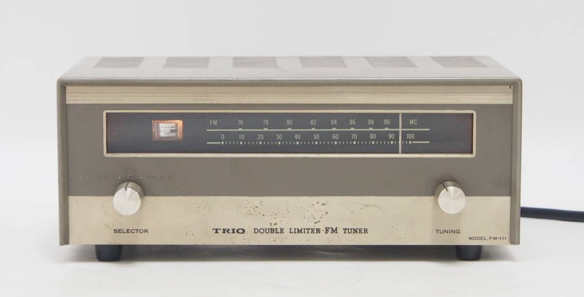 AZ-108【ジャンク品】TRIO トリオ 真空管式 ヴィンテージ FM専用 チューナー FM-111 現状品 ケンウッド ラジオ_画像1