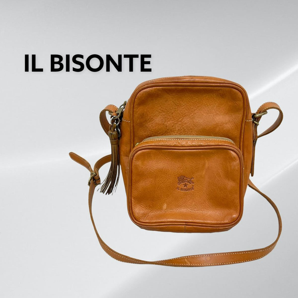 定価５９４００円 IL BISONTE イルビゾンテ ロゴ型押し レザー クロス