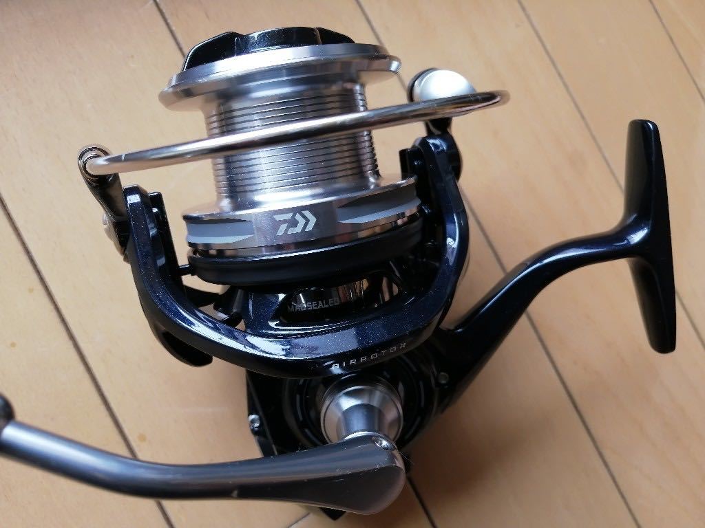 即決☆ダイワ 18 プロカーゴ SS4500 遠投 スピニングリール 釣り 即決☆ダイワ 18 プロカーゴ SS4500 遠投 スピニングリール 釣り