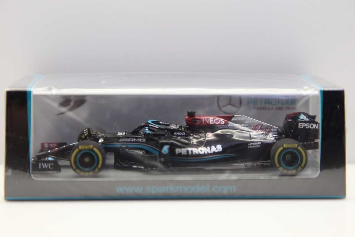 スパークモデル 1/43 メルセデス AMG ペトロナス F1チーム W12 2021