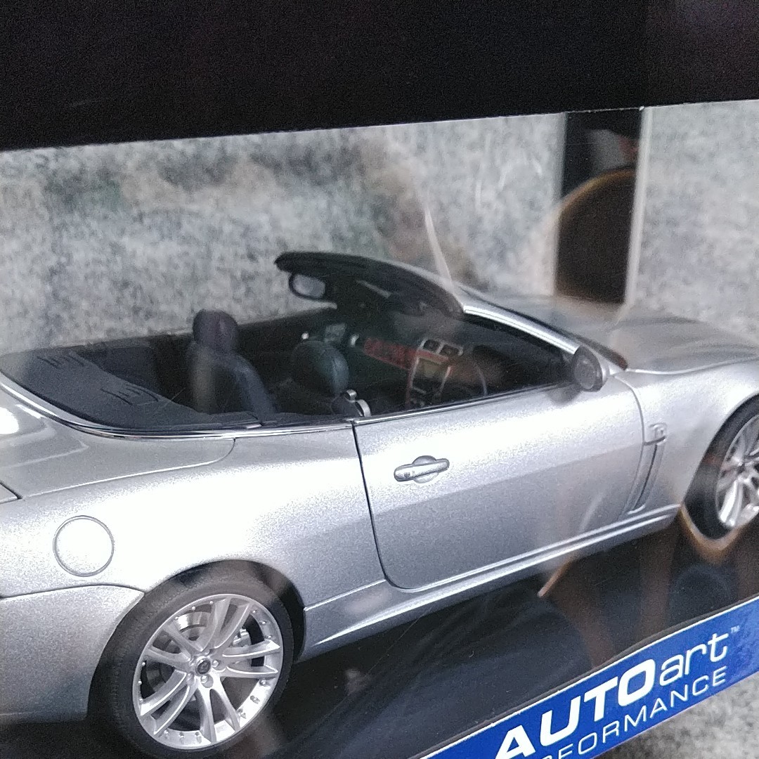 オートアート JAGUAR XK 1/18 | contifarma.pe