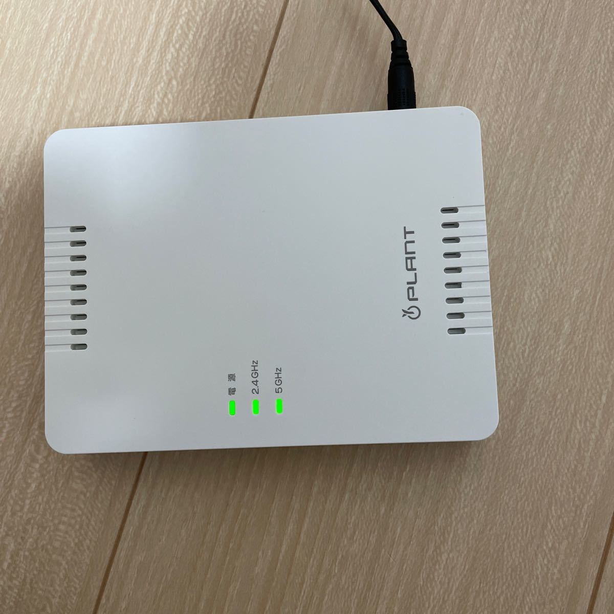 11ac対応867Mbps（規格値）コンパクト無線LAN（Wi-Fi）ルーター WNPR1167G