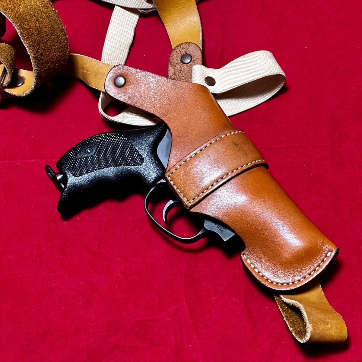 ショルダーホルスター 小型リボルバー M36 M37 M360J M49 等 ショルダーホルスター 小型リボルバー M36 M37 M360J M49 等