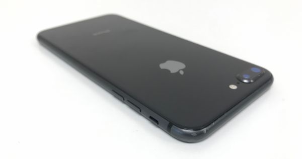 θ【Bランク】Apple docomo 【SIMロック解除済み】 iPhone 8 Plus 64GB スペースグレイ MQ9K2J/A 〇判定 本体のみ S69115990471_画像6