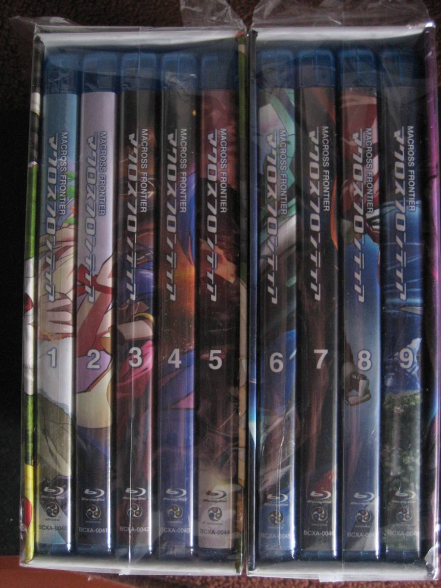 送料無料 極美品 マクロスF 初回 ブルーレイ全9巻セット Blu-ray