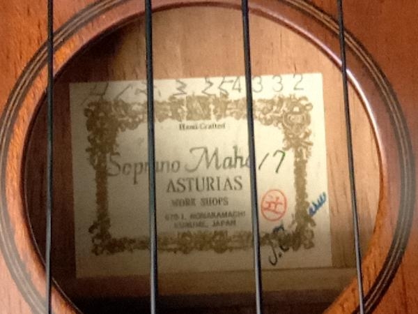 良品】ASTURIAS Soprano Maho17 ウクレレ(汎用ハードケース付き