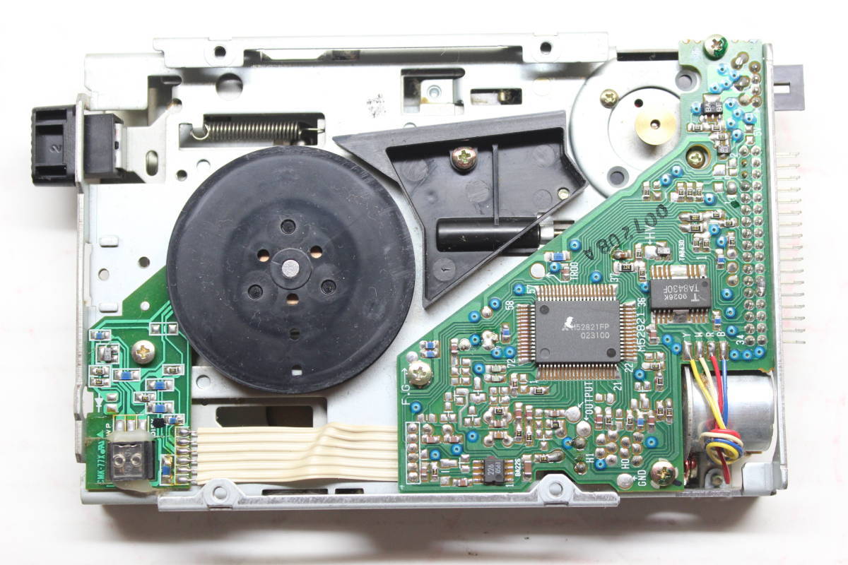 ジャンク ミツミ D357B 3.5インチ 2DD フロッピーディスクドライブ MSX2+ HB-F1XDJ取り外し MITSUMI FDD_画像6