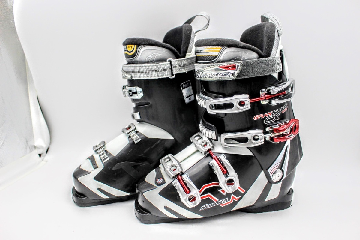 Yahoo!オークション - G2841 NORDICA ノルディカ スキーブーツ Yahoo!オークション - G2841 NORDICA ノルディカ スキーブーツ