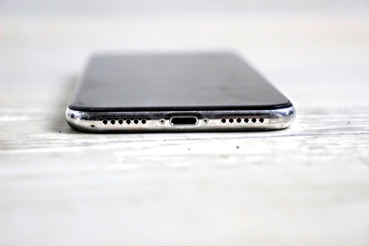 No.1260【ジャンク・動作品】apple アップル iPhoneX アイフォン No.1260【ジャンク・動作品】apple アップル iPhoneX アイフォン