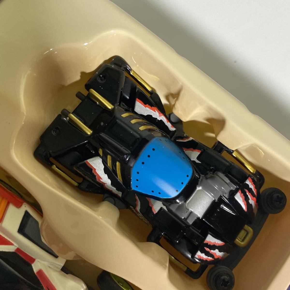激レア キャラトミカ TRFビクトリーズ +1セット 爆走兄弟レッツ 激レア キャラトミカ TRFビクトリーズ +1セット 爆走兄弟レッツ