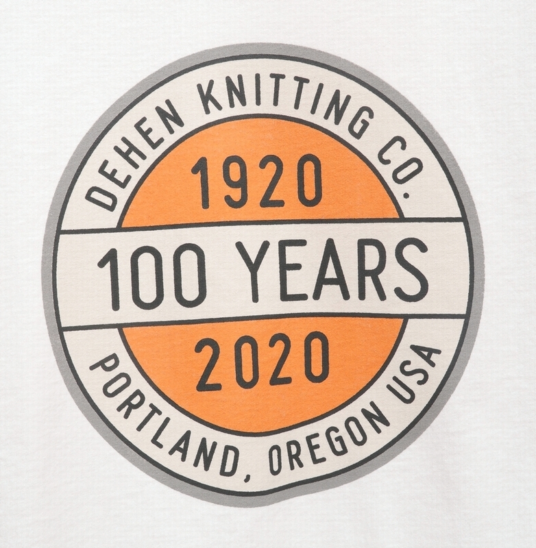 Dehen 1920(デーヘン) 創業100周年 限定 アメリカ製 ロゴ プリント Tシャツ ホワイト S 文字、ロゴ - mareetv.com