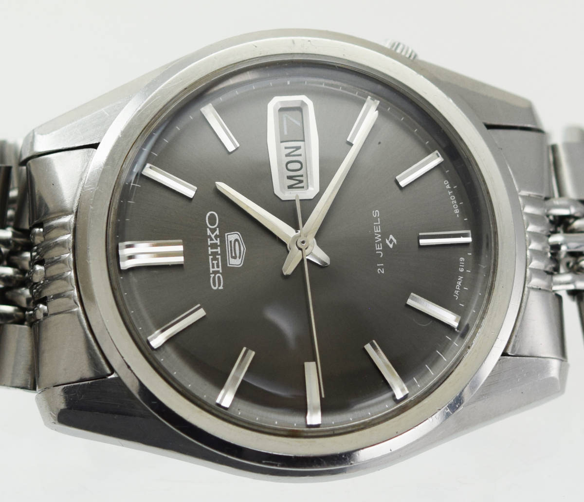 SEIKO セイコー 5 ファイブ 6119-8020 21石 デイデイト 自動巻 SEIKO セイコー 5 ファイブ 6119-8020 21石 デイデイト 自動巻