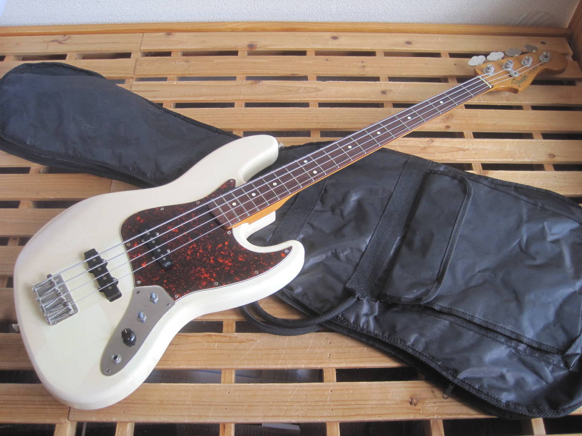 Fender Made In MEXICO(フェンダー メキシコ)Classic Series 60s JAZZ
