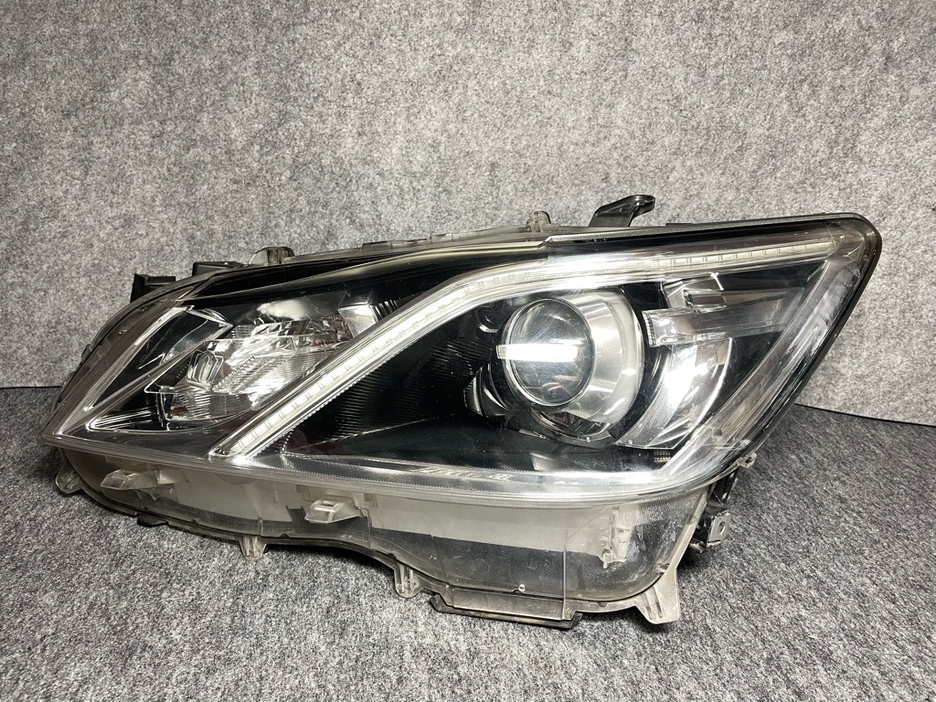 2669)送料無料 クラウン ジャンク GRS214 AWS210 AWS211 KOITO 2669)送料無料 クラウン ジャンク GRS214 AWS210 AWS211 KOITO