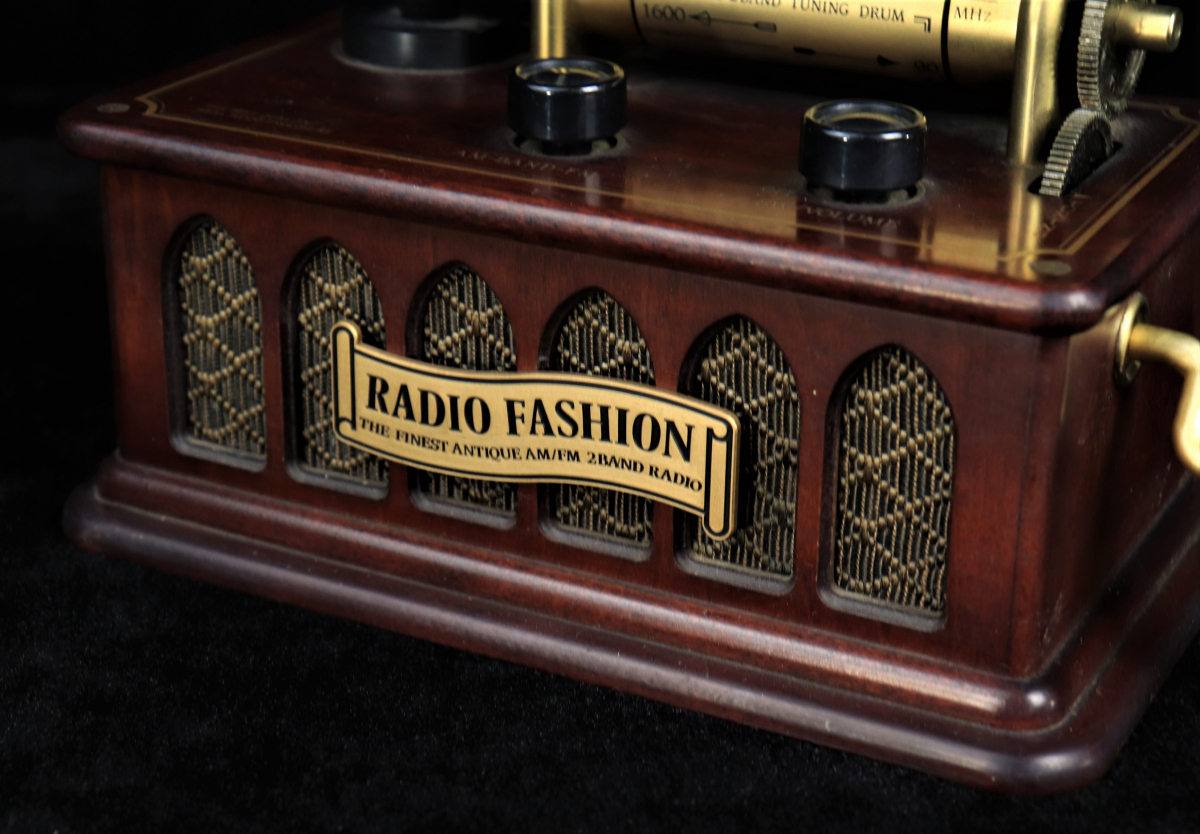 クラリオン アンティーク調ラジオ HR-2000A Yahoo!オークション - 【動作品】 クラリオン HR-2000A RADIO