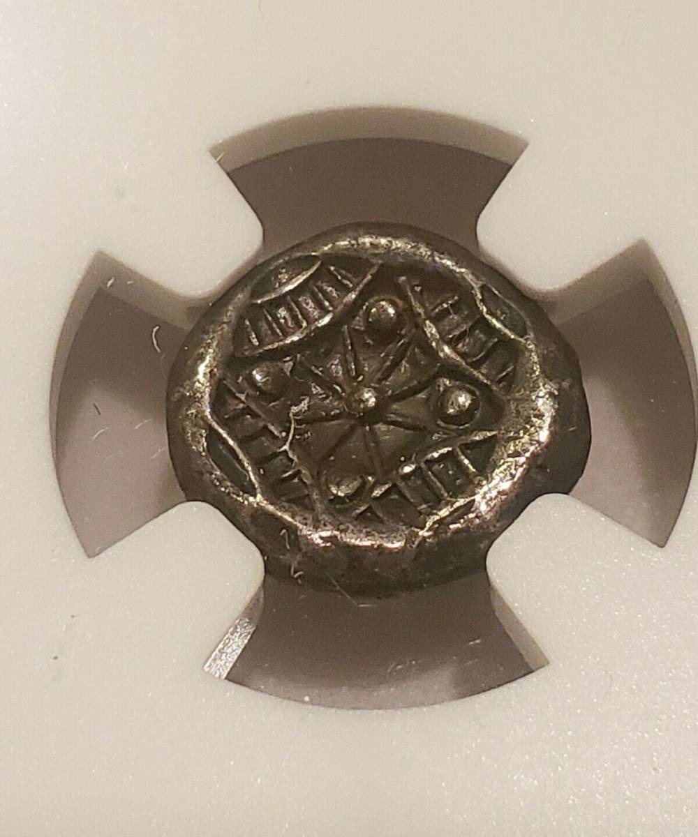 世界最古　古代ギリシャ　ドラゴン銀貨　NGC XF　鑑定品_画像2