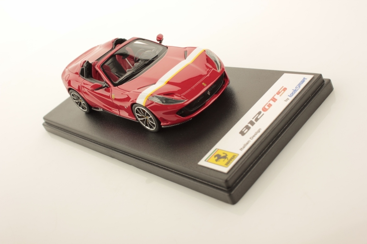 Looksmart 1/43 Ferrari 812 GTS Rosso corsa white stripe レッド