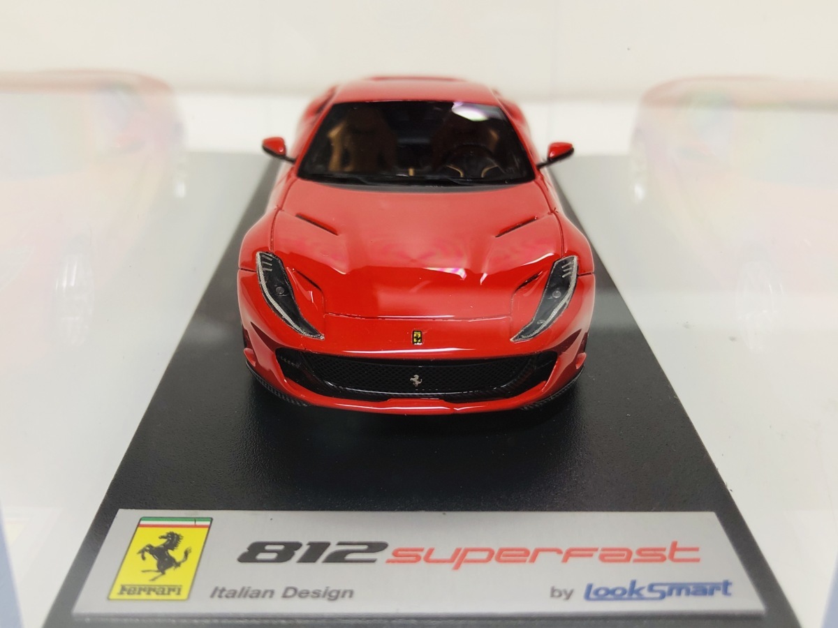 Looksmart 1/43 Ferrari 812 Superfast Rosso scuderia フェラーリ 812