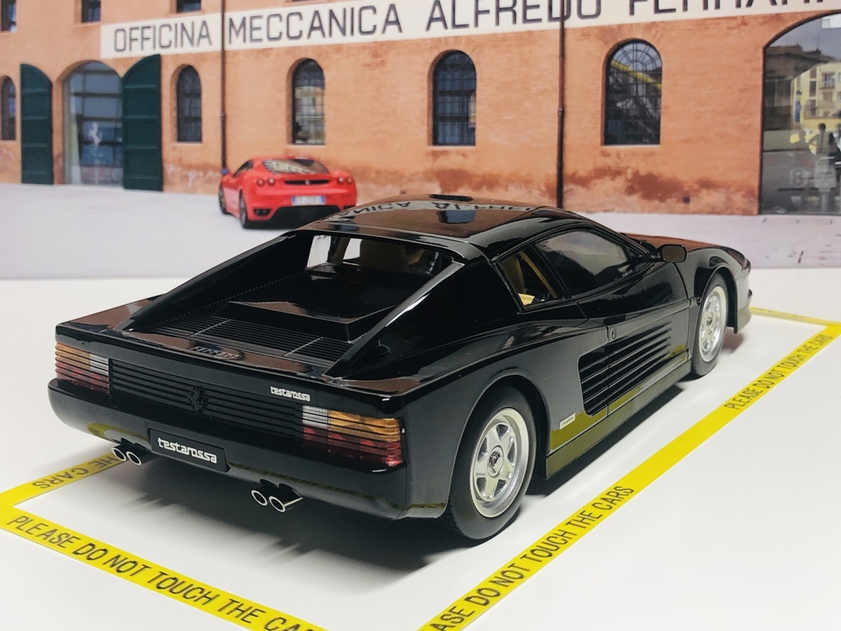 KK scale 1/18 Ferrari TESTAROSSA 1986 ブラック ダイキャスト製
