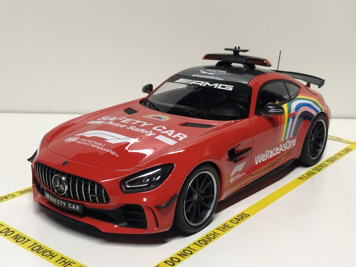 minichmaps 1/18 Mercedes Benz AMG GT R Safety Car F1 2020 Tuscany GP Mercedes Benz безопасность машина Minichamps 
