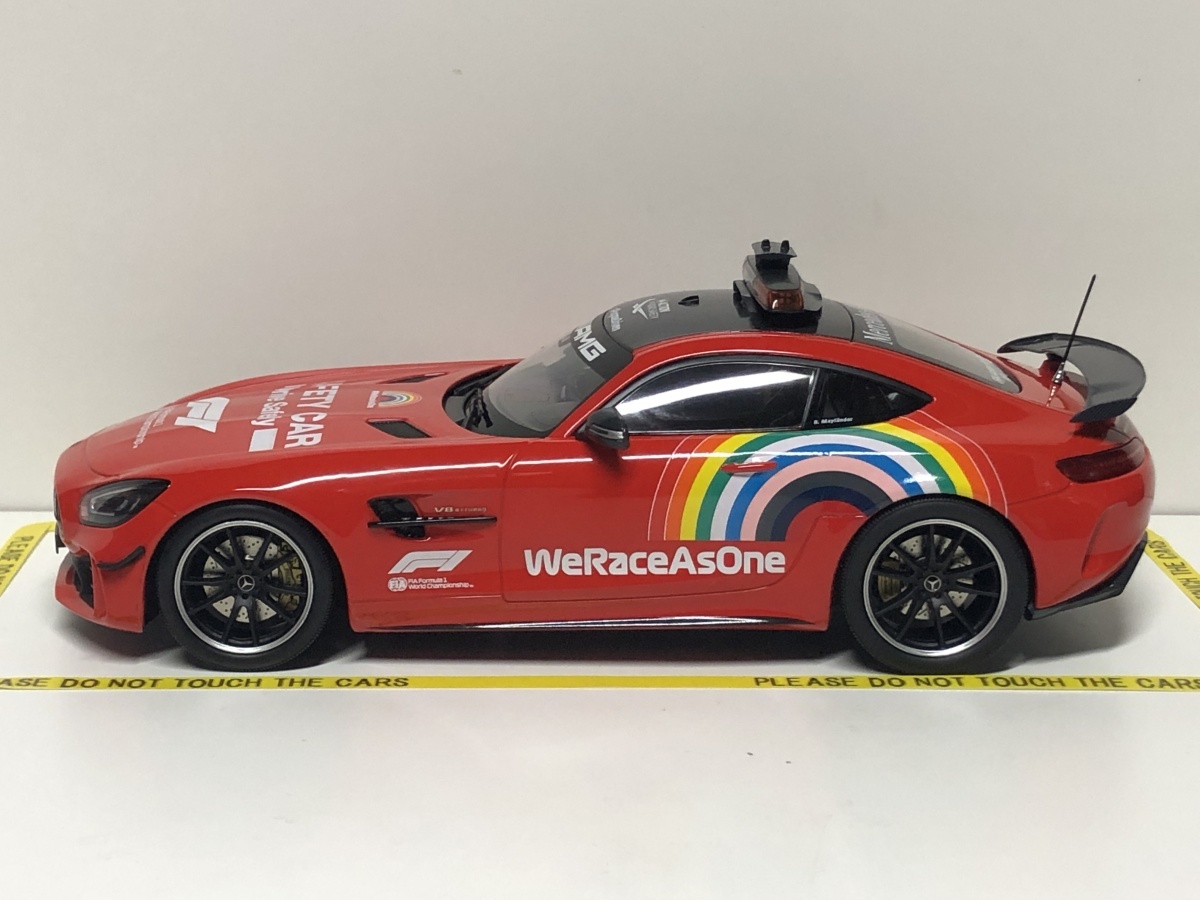 minichmaps 1/18 Mercedes Benz AMG GT R Safety Car F1 2020 Tuscany GP Mercedes Benz безопасность машина Minichamps 