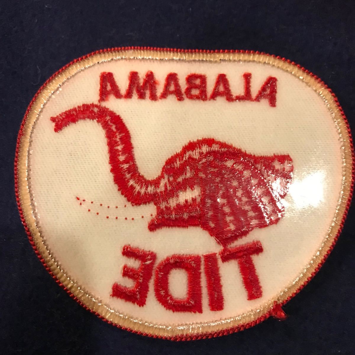 ワッペン　アイロンワッペン　ALABAMA TIDE アラバマクリムゾンタイド　刺繍ワッペン　白×赤　アラバマ大学　象　