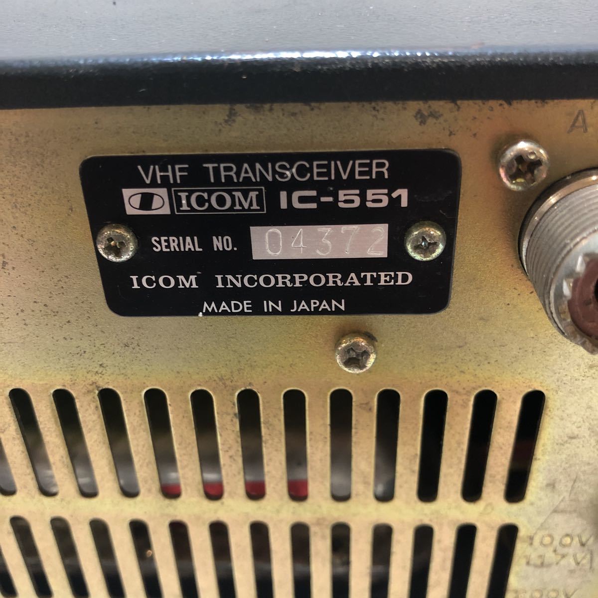Z # アイコム/ ICOM　 IC-551 　50MHz　トランシーバー 通電確認済み 難あり (161)_画像5
