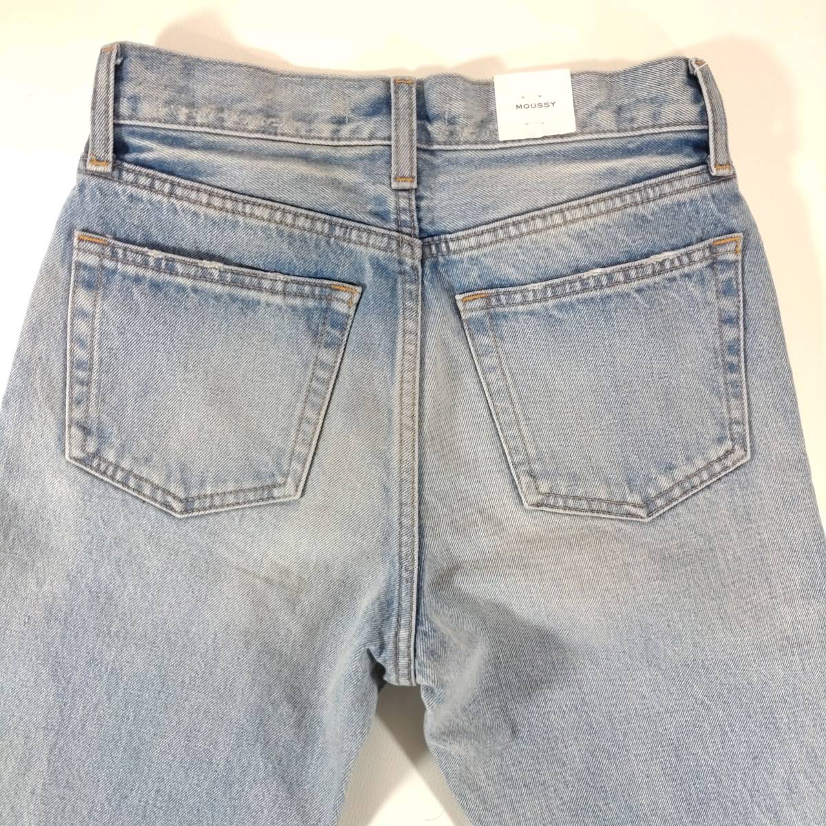 ヤフオク! - 新品未使用タグ付き moussy マウジー 0109AS11-5...