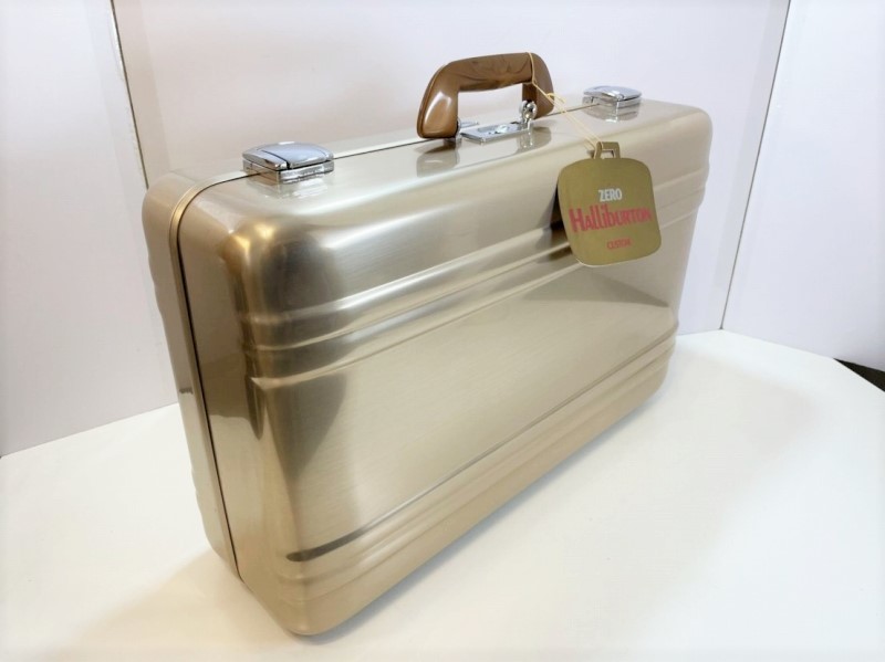  super rare almost unused blue is li champagne gold Zero Halliburton suitcase ZERO HALLIBURTON MADE IN USA #166118