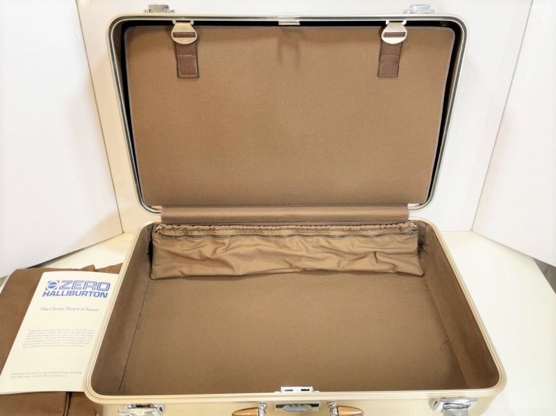  super rare almost unused blue is li champagne gold Zero Halliburton suitcase ZERO HALLIBURTON MADE IN USA #166118