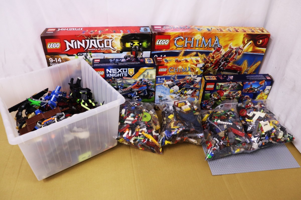 ト葛】 レゴ CHIMA NEXOKNIGHTS 他 人 乗り物 動物 地面 基盤 ブロック