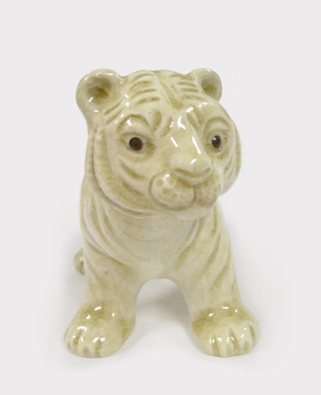 [ literary creation ceramics *masayuki] kind expression. tiger * total length 13cm* ornament 