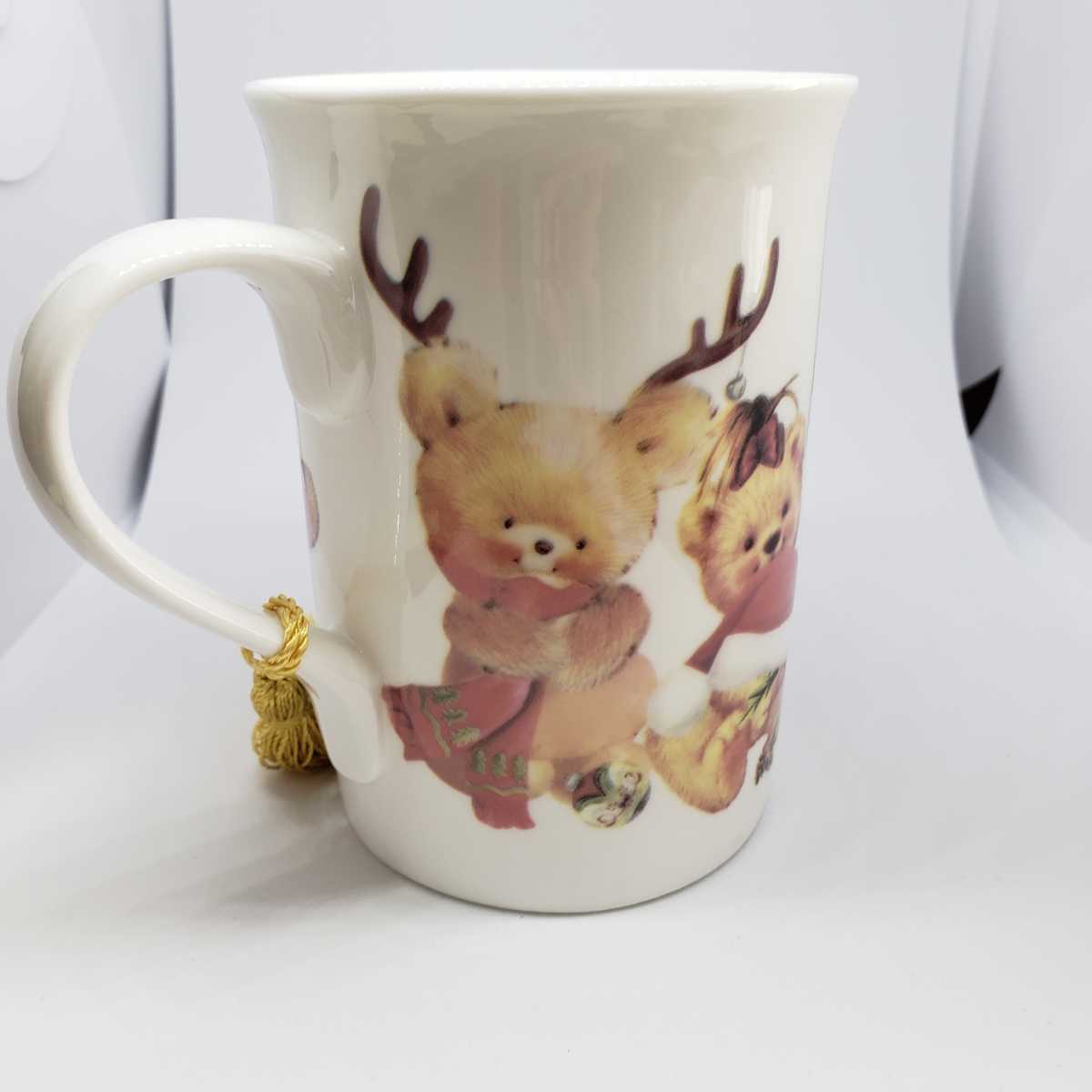 送料無料☆匿名配送☆テディベア柄 コーヒーカップ ティーカップ かわいい 箱 くま 熊 白 オシャレ レトロ サンタ クリスマス 新品 t