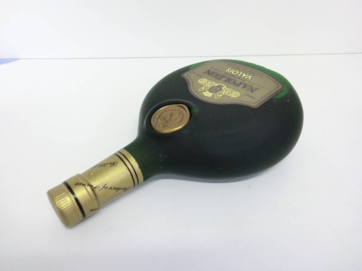 W0402-137 5582 ヴァロア VALOIS ナポレオン NAPOLEON アルマニャック ブランデー 700ml 40% 未開栓 古酒 アルコール W0402-137 5582 ヴァロア VALOIS ナポレオン NAPOLEON アルマニャック ブランデー 700ml 40% 未開栓 古酒 アルコール