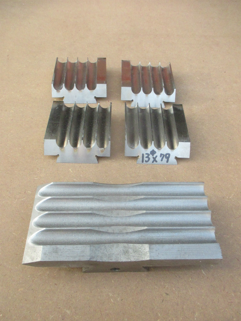 憧れ ● 刃物 ● 太洋 型削機用 刃物 13パイ×79mm 〔※他のサイズも出品中〕/ 型削 型削機 型削盤 丸棒削り 丸棒 木工 木材 加工 刃物 (6110) 消耗品 憧れ ● 刃物 ● 太洋 型削機用 刃物 13パイ×79mm 〔※他のサイズも出品中〕/ 型削 型削機 型削盤 丸棒削り 丸棒 木工 木材 加工 刃物 (6110) 消耗品