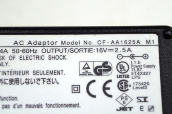*10 piece insertion load * Panasonic/ original AC adaptor *CF-AA1625A/16V 2.5A/ outer diameter approximately 5.5mm inside diameter approximately 2.5mm* Panasonic AC16V82S