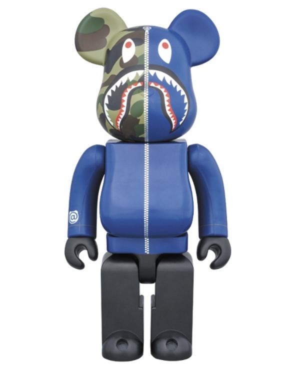 新品 未開封 A BATHING APE BAPE 1st CAMO SHARK BE@RBRICK 400％ NAVY ベアブリック エイプ ベイプ シャーク ネイビー MEDICOM TOY_画像1